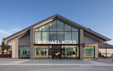 michael kors niagara falls ny united states|Michael Kors Niagara falls outlet.